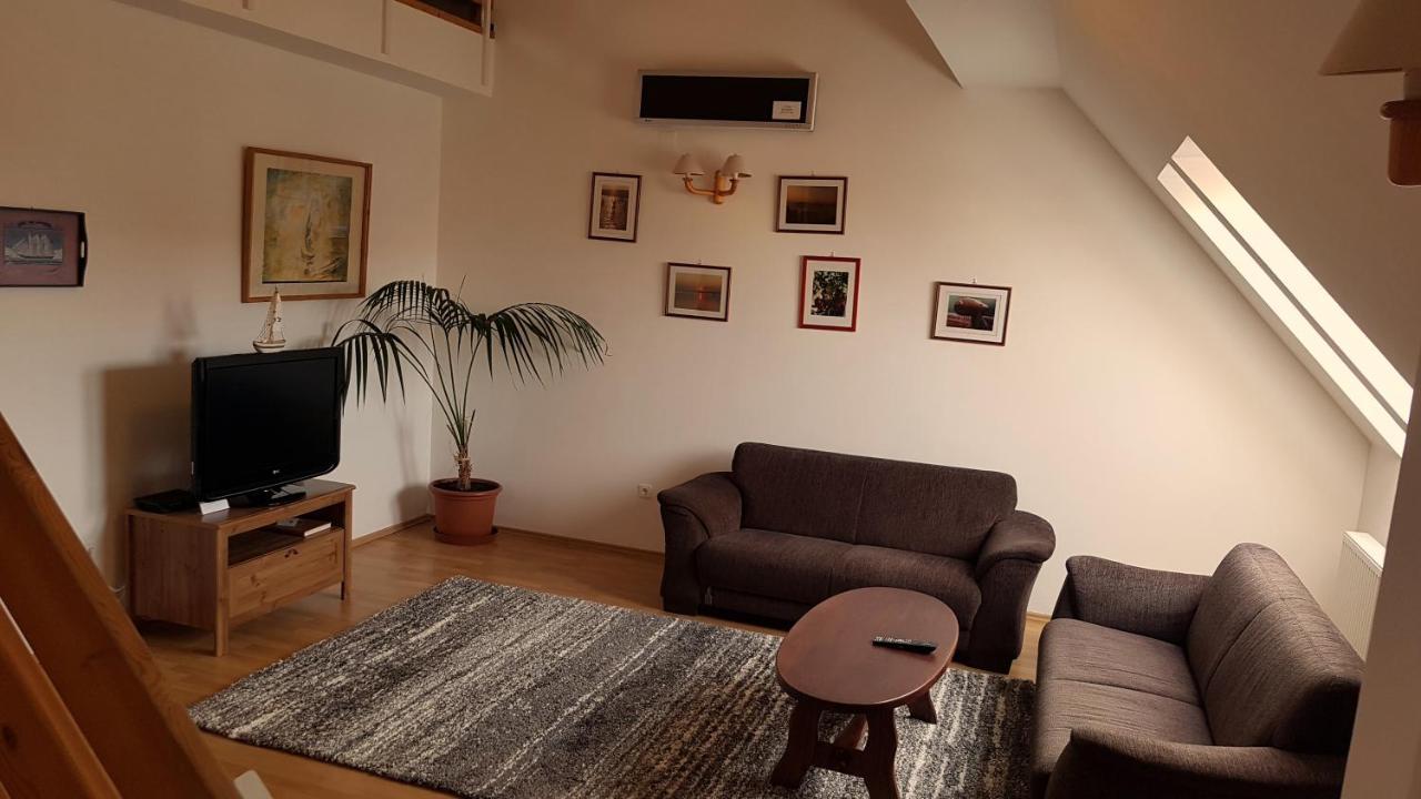 Aaa-Apartment 2 Balatonfured Bagian luar foto