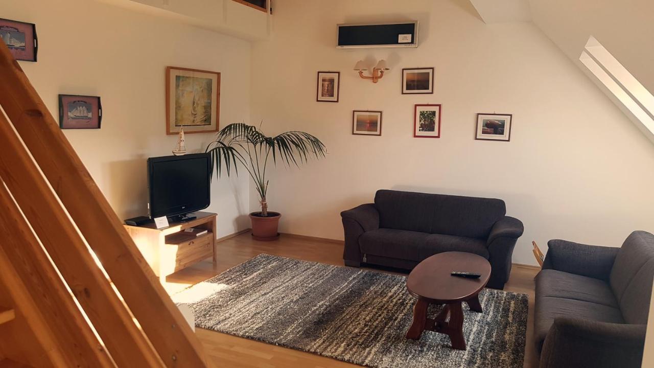 Aaa-Apartment 2 Balatonfured Bagian luar foto