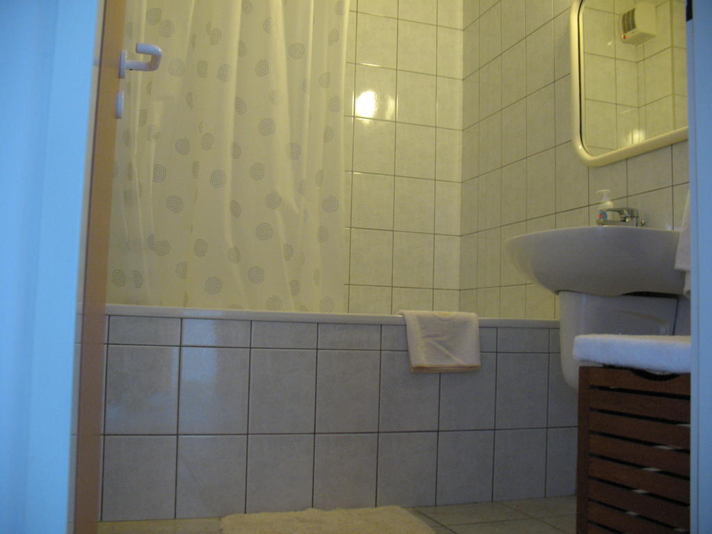 Aaa-Apartment 2 Balatonfured Ruang foto
