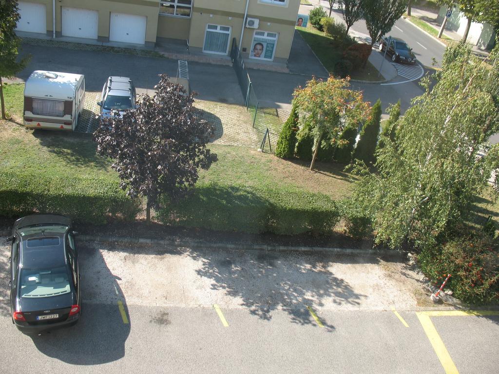 Aaa-Apartment 2 Balatonfured Bagian luar foto