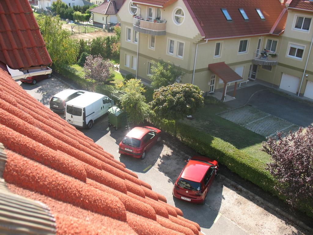 Aaa-Apartment 2 Balatonfured Bagian luar foto